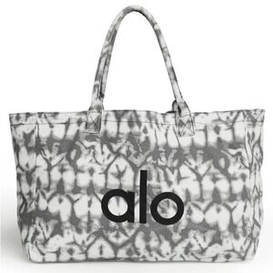 Alo Yoga Shopper Tote Grey Tiedye, NWT